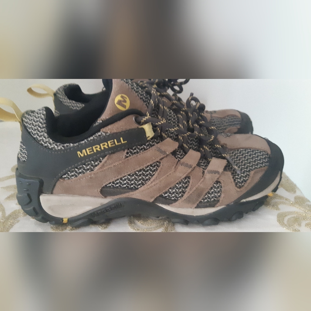 Women's Size 7.5 US Merrell Brown and Black Athletic Shoes with Rugged Design